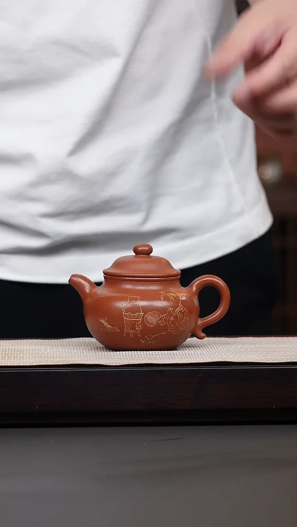茶壶紫砂鹅黄朱泥刻绘莲子