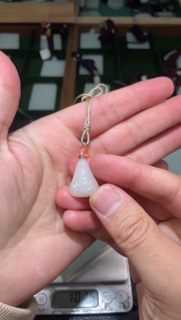 定制和田玉精品挂件