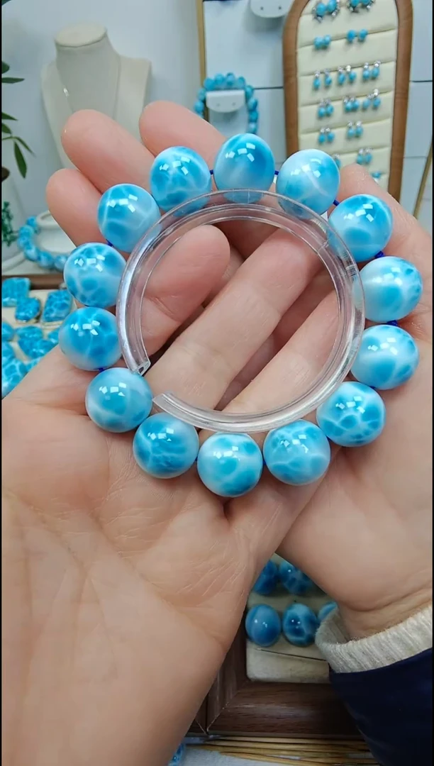 未镶嵌针钠钙石（海纹石）手链多样性发一