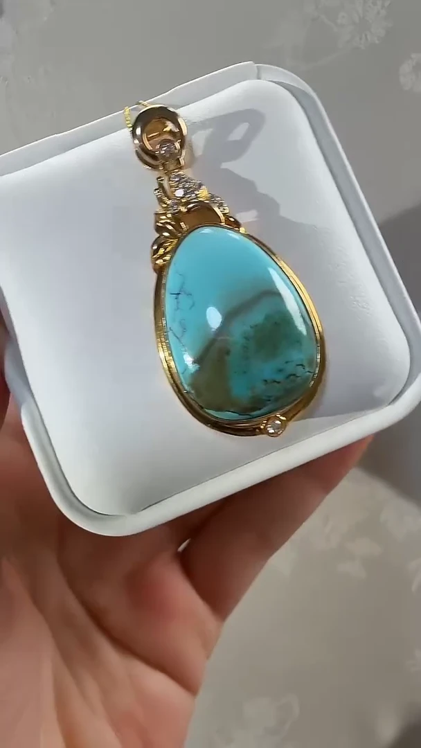 未镶嵌绿松石颈饰吊坠