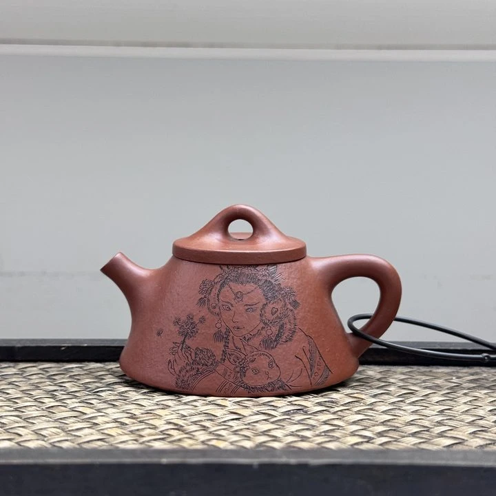 【古月壶来】V231大红袍“貂蝉”霸王石瓢130cc