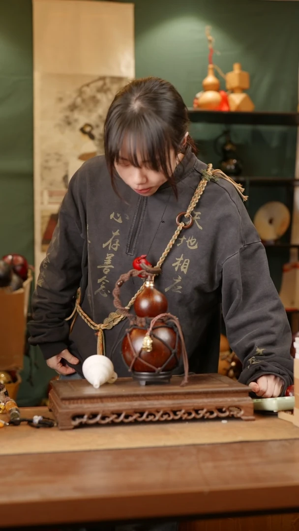 272号精品天然大漆酒葫芦一物一拍~