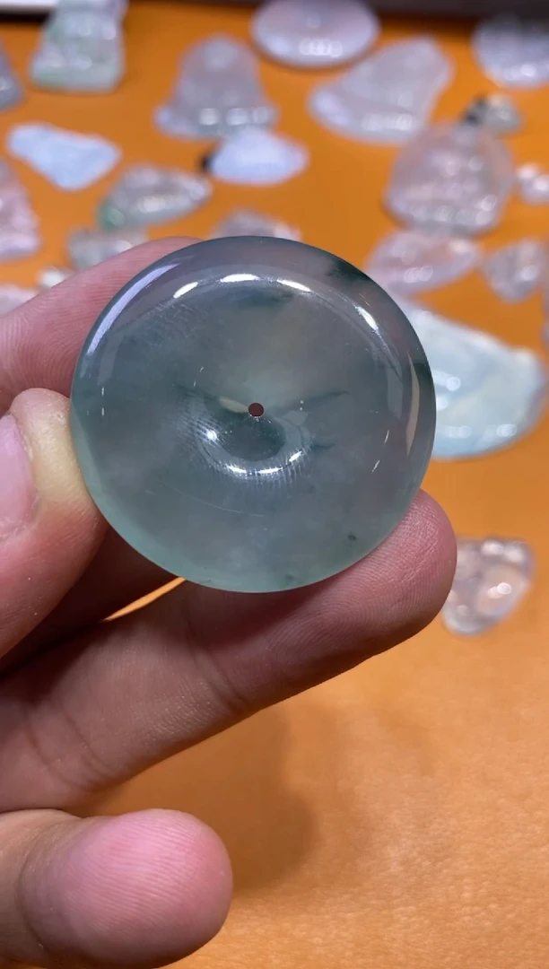 【闪购商品】翡翠吊坠(不含链)未镶嵌扣子12800