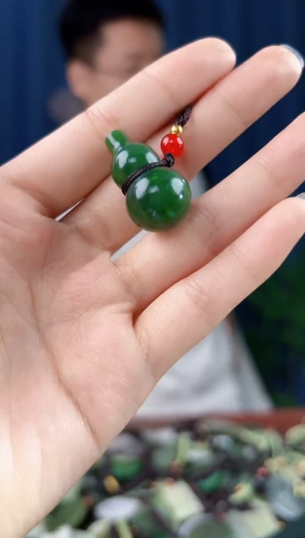 未镶嵌和田玉挂件拍一发一