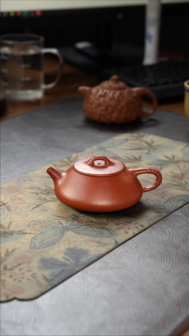 茶壶紫砂线瓢朱砂