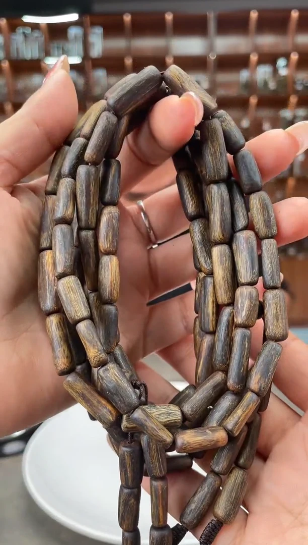 【闪购商品】沉香手串36号老料国香绿奇楠多样性发一条