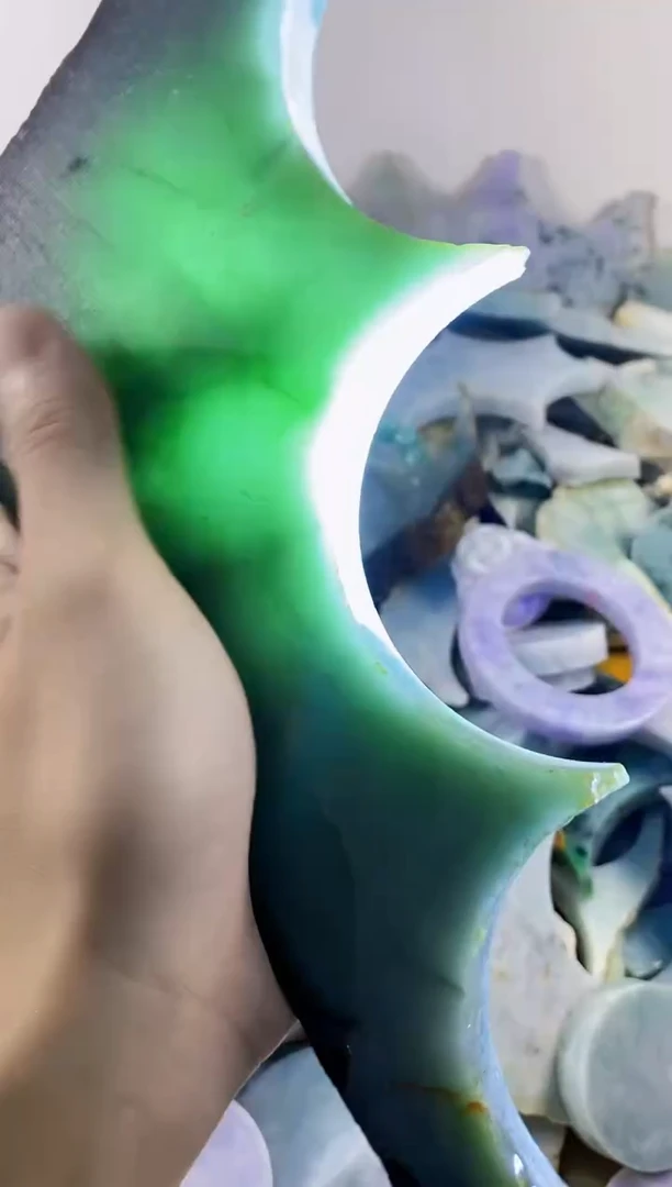 翡翠裸石纯天然A货翡翠111