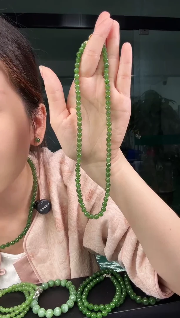 项链未镶嵌和田玉（碧玉）碧玉6mm正阳绿锁骨链