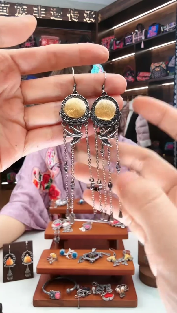 【闪购商品】织绣54蚩梦苗族古绣