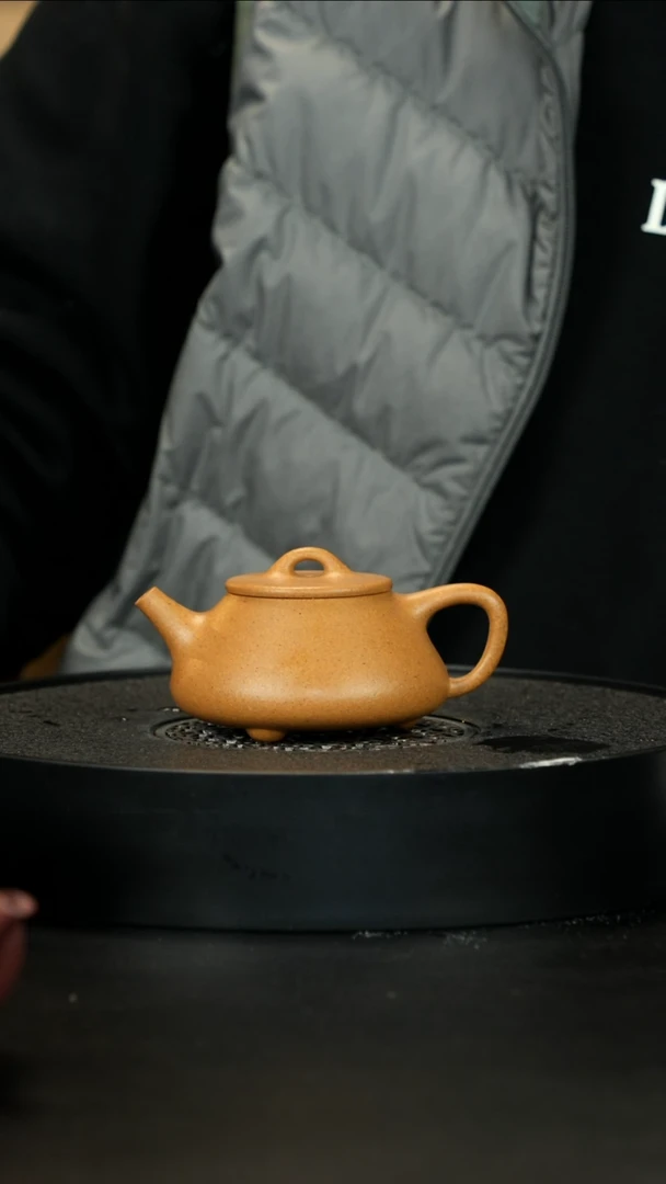 【闪购商品】紫砂茶壶老宕口黄金段平盖