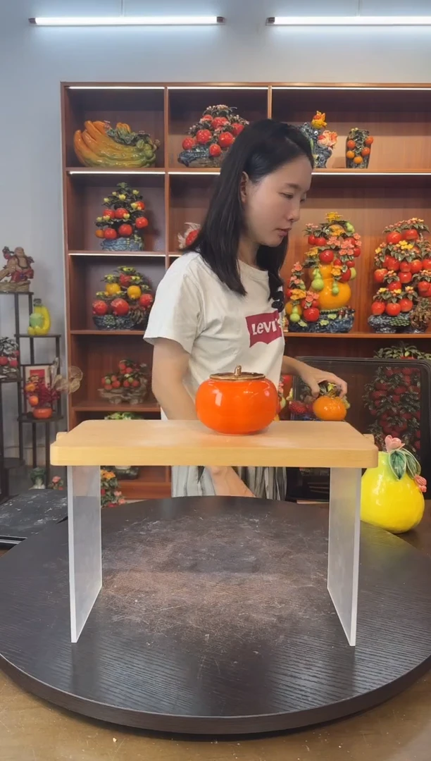 陶瓷柿子一个摆件