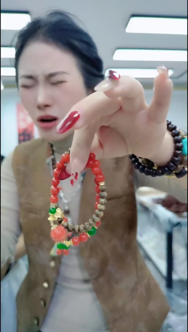 【闪购商品】玛瑙/玉髓颈饰合金2714南红手串