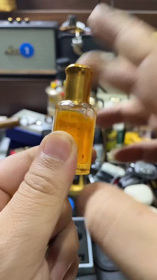 瓷片闪购商品 如图所示