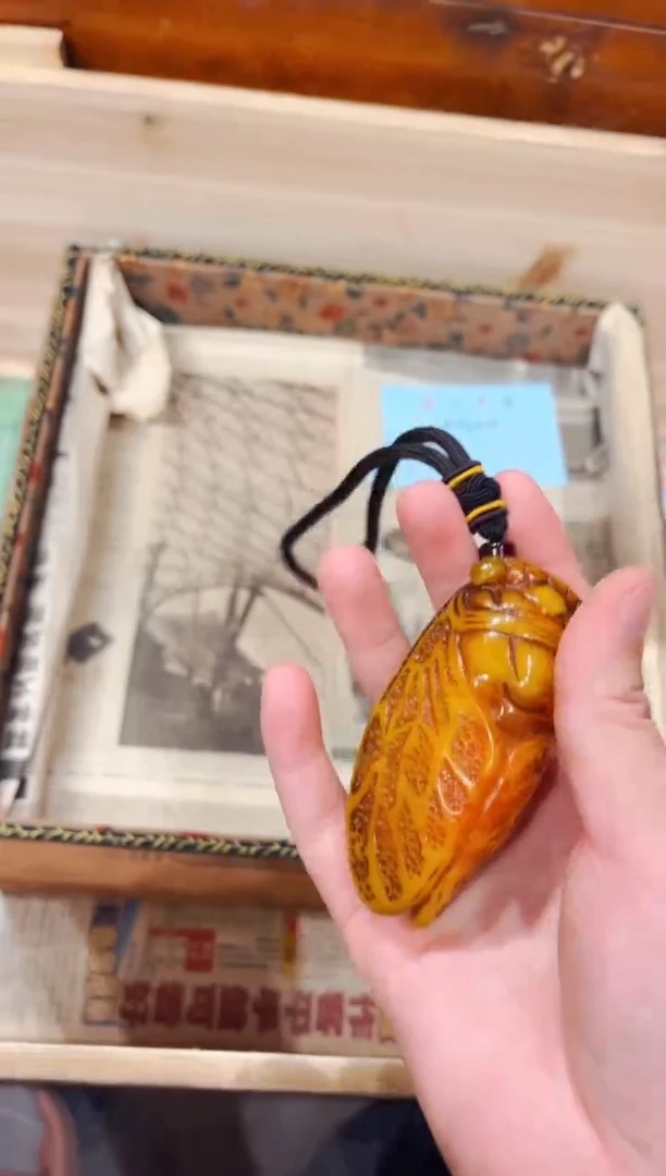 【闪购商品】蜜蜡裸石未镶嵌111111111