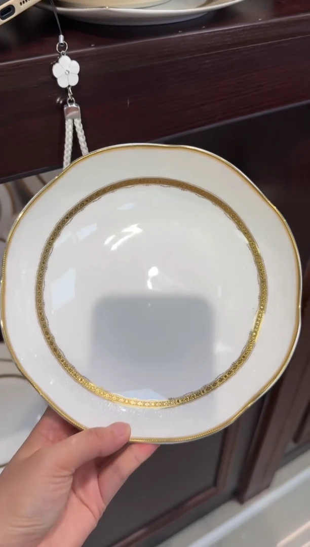 瓷片8英寸异形菜盘福利价正品