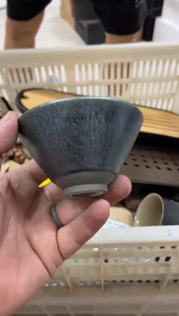 无运费险有瑕疵的摄影的产品有使用过的痕迹有点脏介意勿拍