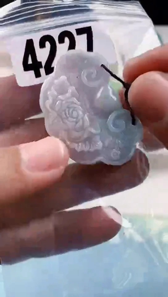 【闪购商品】翡翠颈饰未镶嵌天然翡翠吊坠挂件