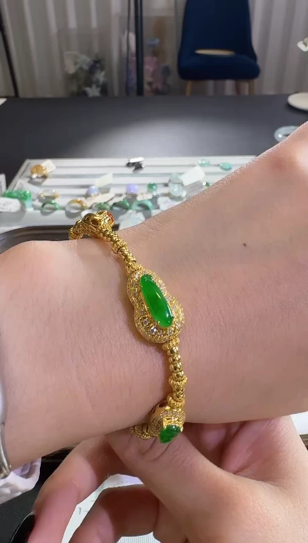 吊坠(不含链)18K金镶嵌翡翠【源头工厂】钻石镶嵌