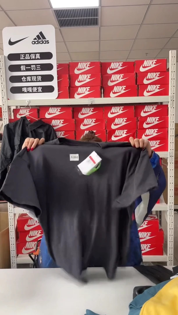 编码  888尺码l  胸围衣长  正品直播间过款