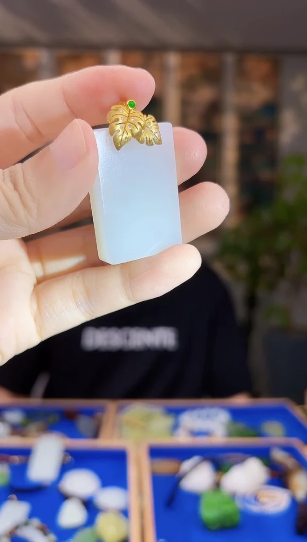 未镶嵌和田玉挂件拍一发一
