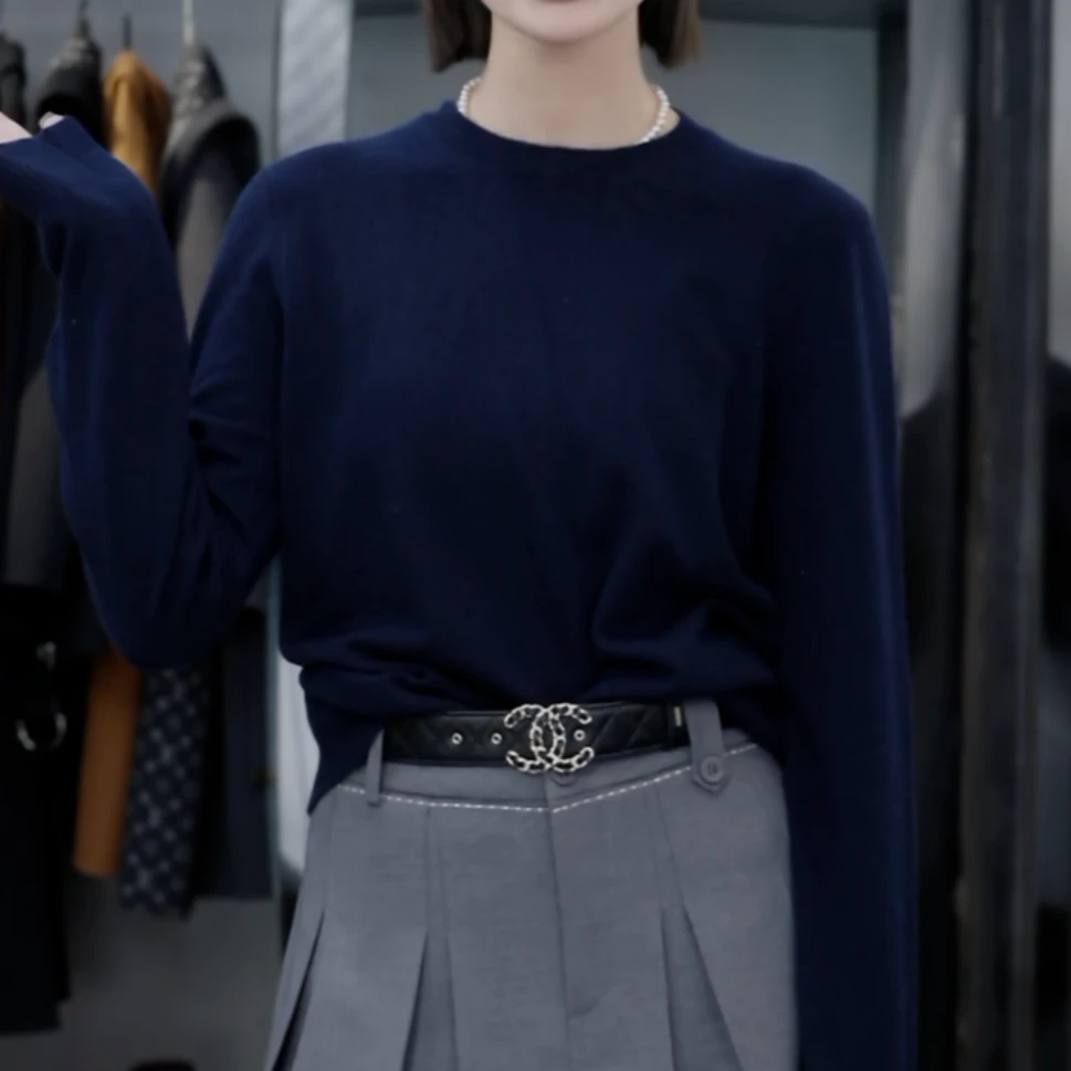 全新未使用 Valentino/华伦天奴 -488汤/P205844126/藏蓝针织衫