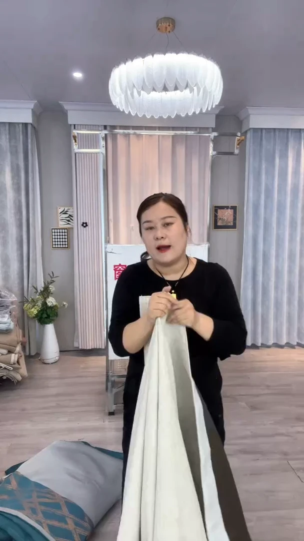 布闪电购商品17  微瑕（中）