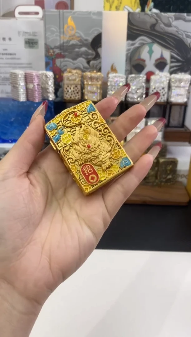 铜ZIPPO八方来财貔貅+礼盒礼袋+油+火石
