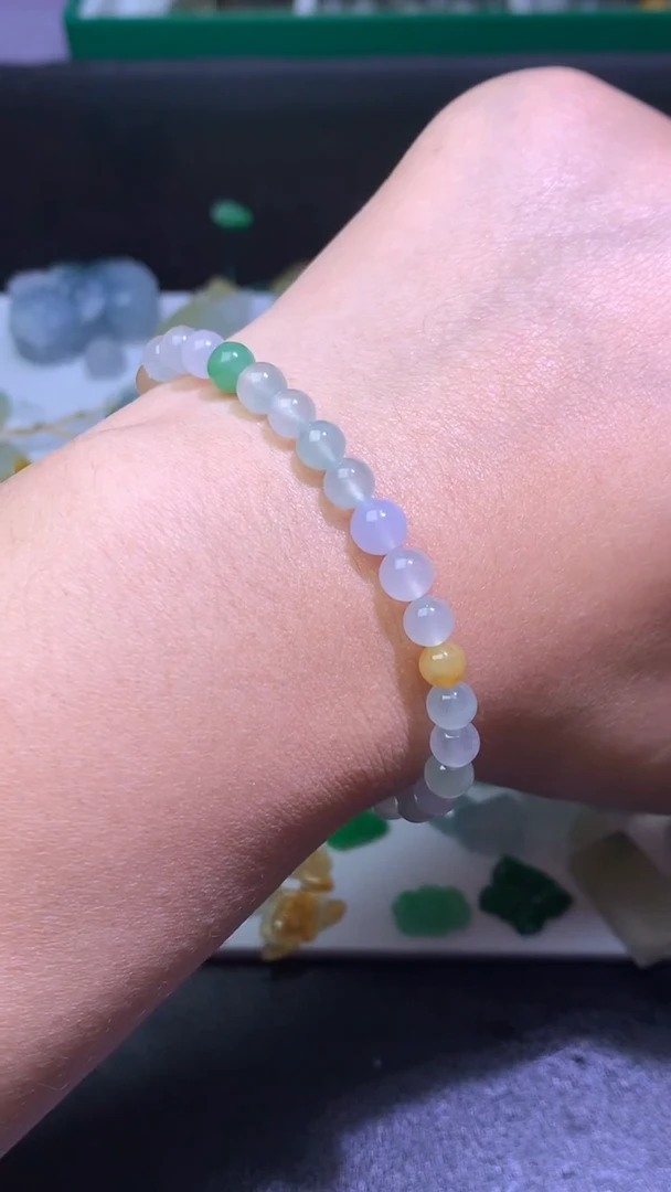 未镶嵌定制翡翠可*毛货