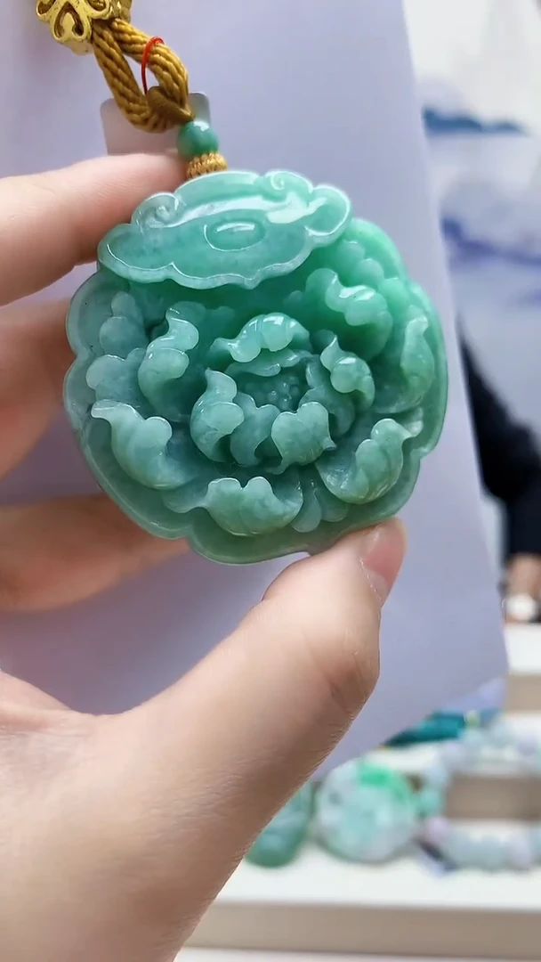 未镶嵌定制翡翠4957lr-毛货挂件5