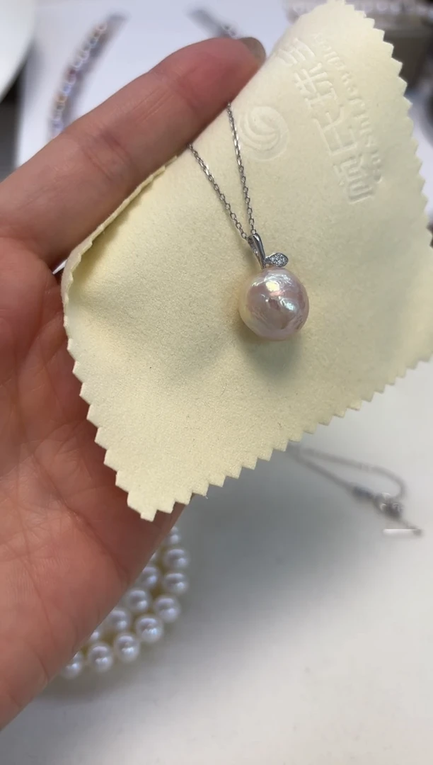 颈饰银S925镶嵌淡水珍珠福利13MM左右