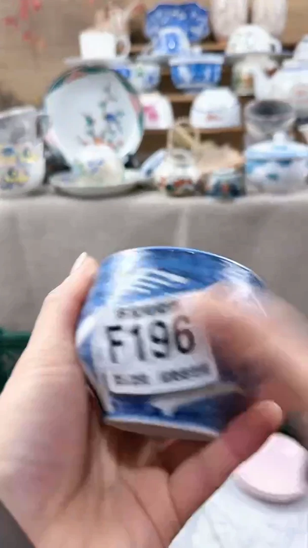 【闪购商品】瓷片多宝阁瓷器满18米包邮 F196