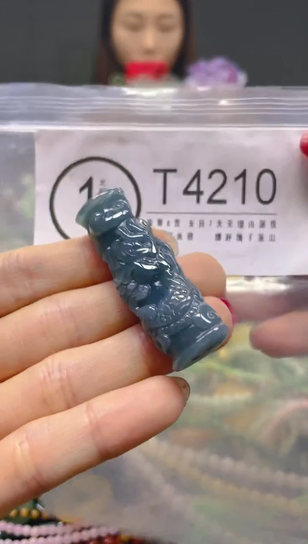 颈饰未镶嵌翡翠/T/翡翠A货，一件也是批发价