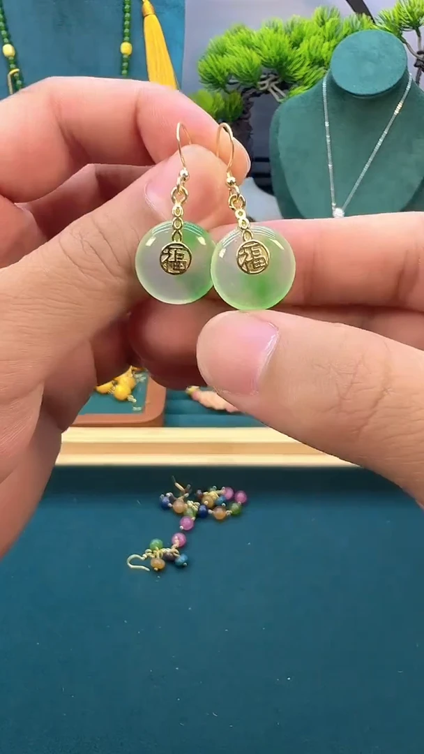 翡翠14K金镶嵌耳饰E113