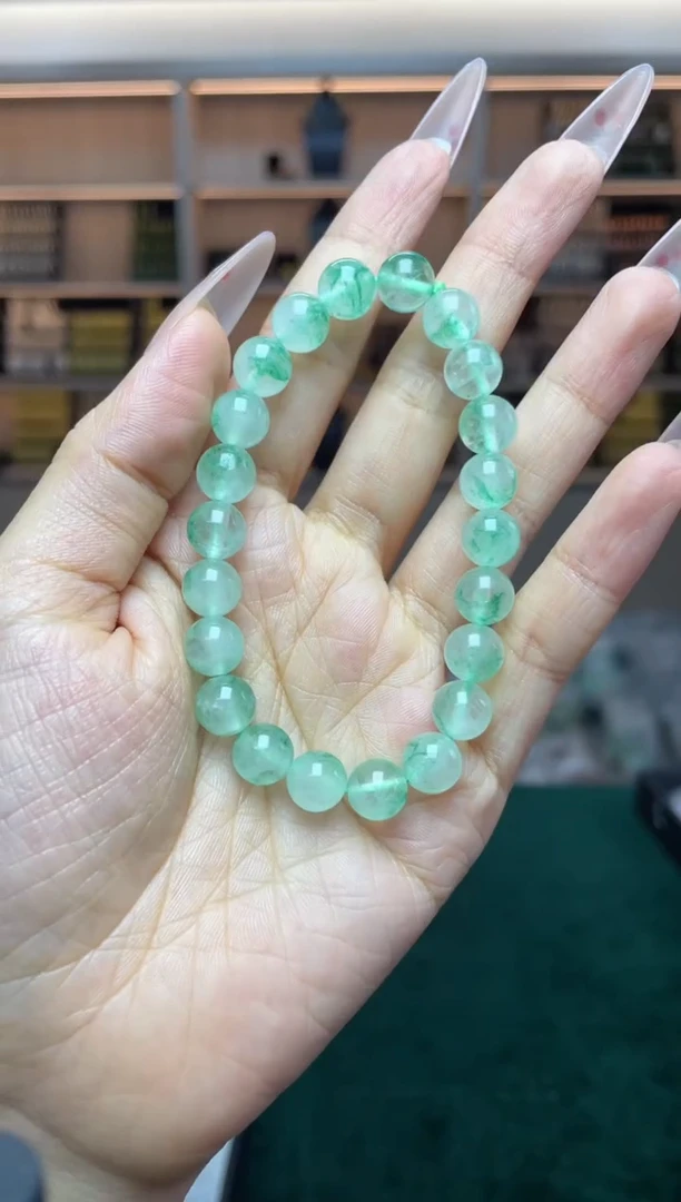 石英质玉·未镶嵌多样性发一件