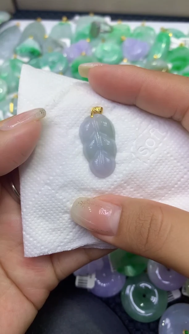 颈饰未镶嵌翡翠天然缅甸A货翡翠
