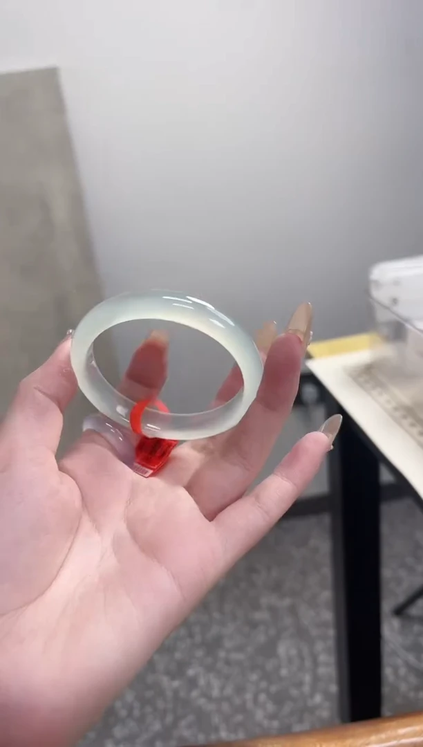 【闪购商品】玛瑙/玉髓手镯未镶嵌54-55圈 需要包容