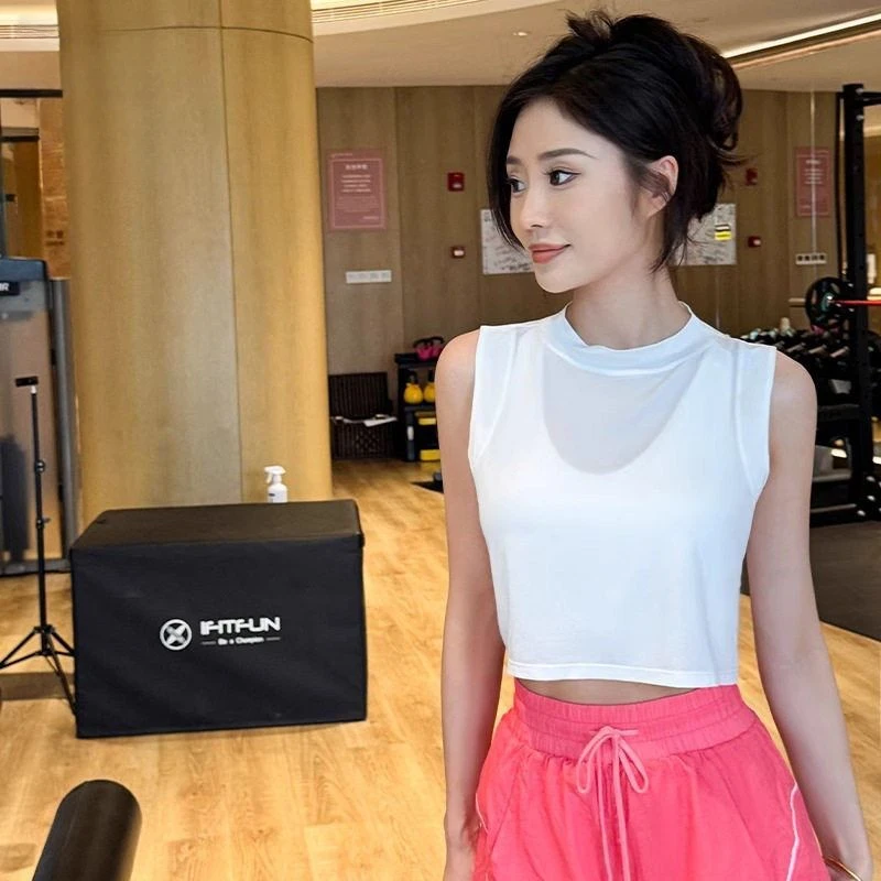 薄款白色健身罩衫女跑步短款无袖运动上衣可外穿宽松透气瑜伽坎肩