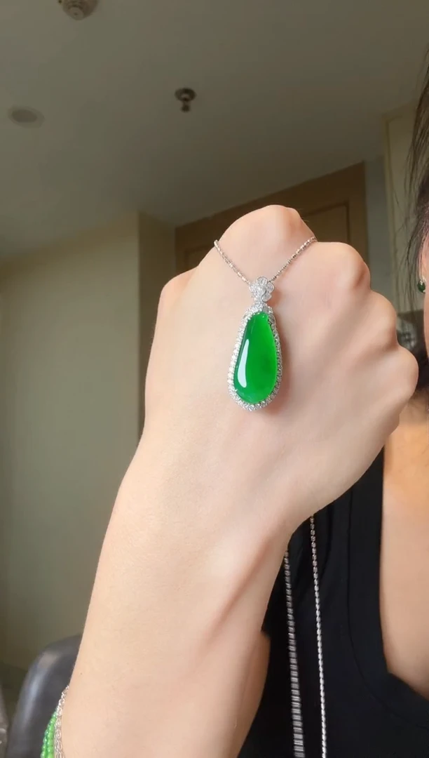 翡翠18K金镶嵌吊坠(不含链)天然翡翠吊坠