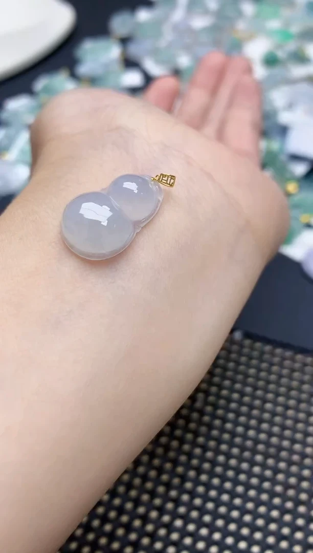 颈饰18K金镶嵌翡翠天然缅甸A货翡翠