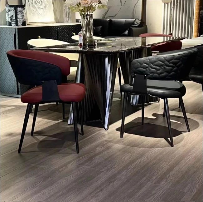 意式极简家用餐椅中古风现代轻奢高级感靠背休闲椅设计师餐桌椅子