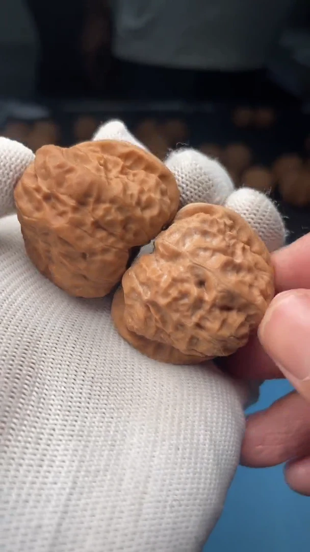 桃核把件a197  蛤蟆头 36尺