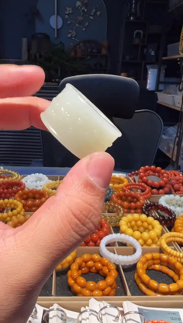 未镶嵌手串和田玉沼**具挂件