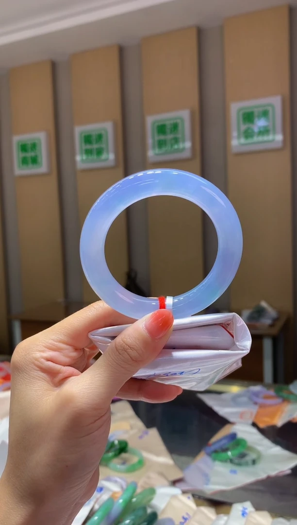 翡翠手镯未镶嵌-C203 全款63万  拆单2万