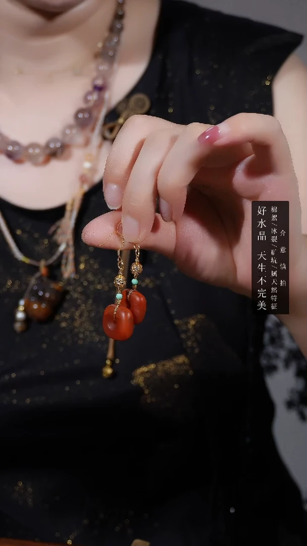 南红玛瑙银S925镶嵌耳饰M***?南红