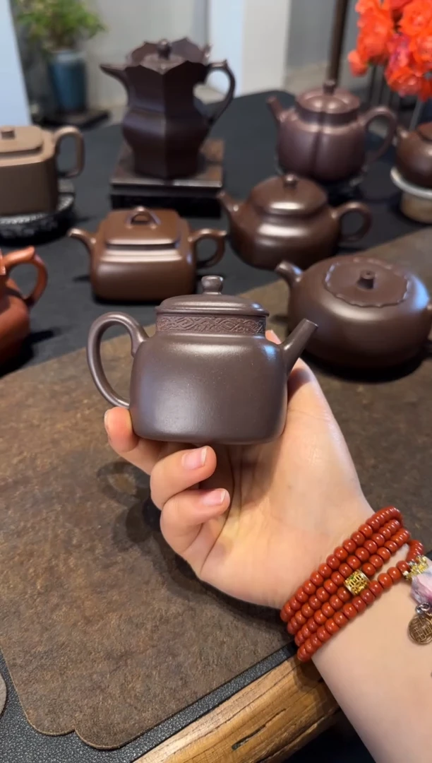 茶壶紫砂四方言心