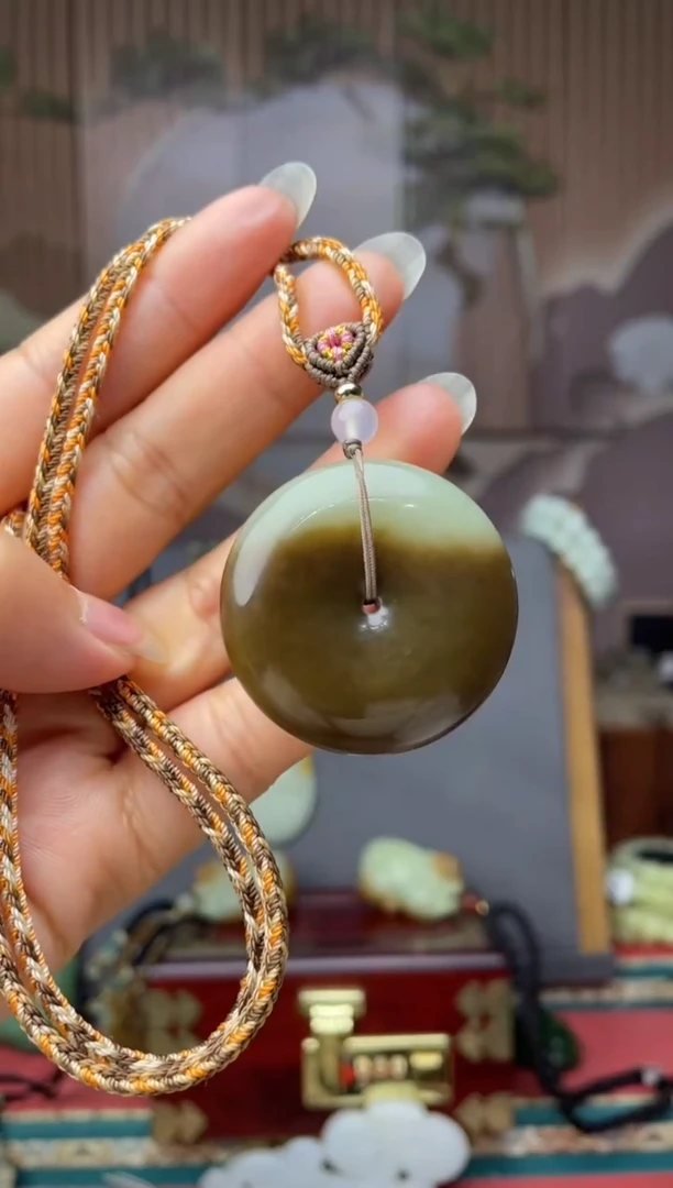 颈饰未镶嵌和田玉拍一发一