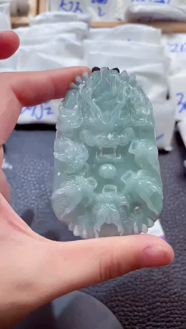 颈饰未镶嵌翡翠00006686