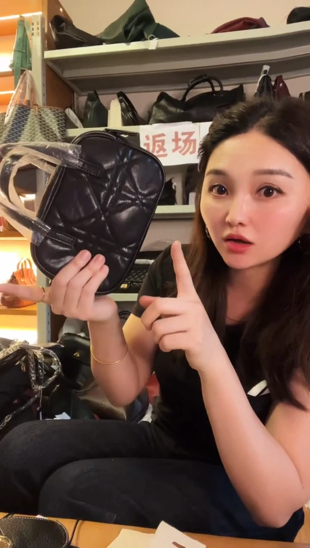 牛剖层皮革高端订制时尚百搭女士手提斜跨包包