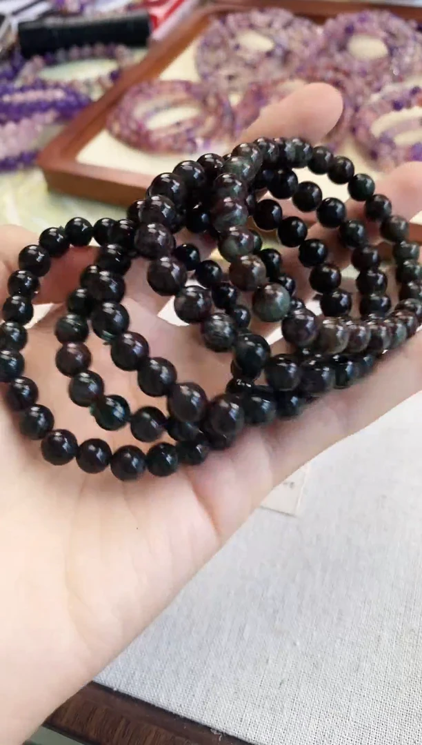 水晶手串未镶嵌满堂红单圈6mm 多样性发一