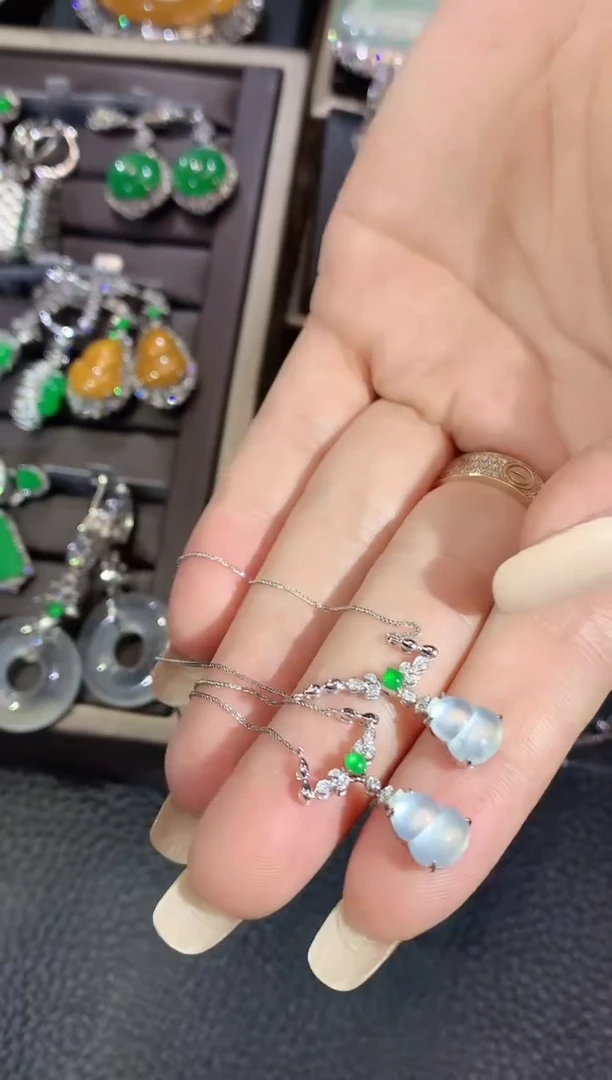 翡翠18K金镶嵌项链C19 多样性发货一件